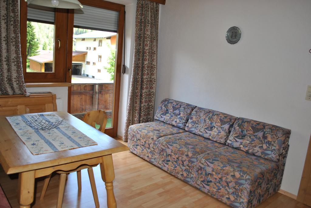 Haus Tina Apartment บาค ภายนอก รูปภาพ